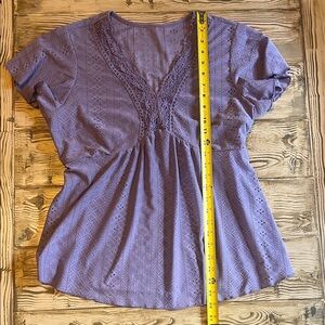 Women's Purple V-Neck Top